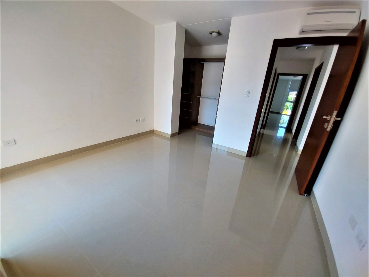 En Alquiler a Bs 5,200 Foto 16