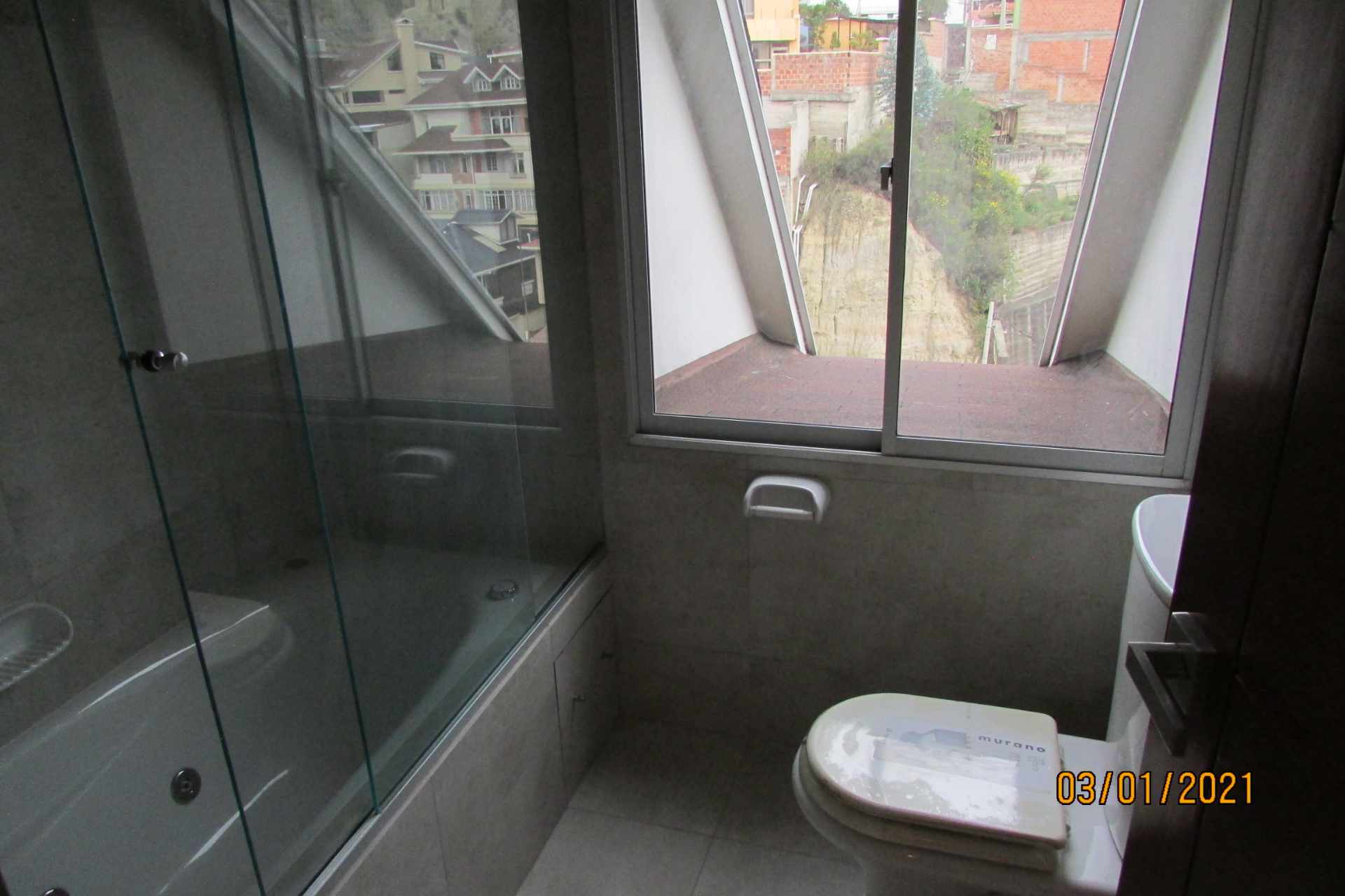 Departamento en Achumani en La Paz 2 dormitorios 2 baños 1 parqueos Foto 9