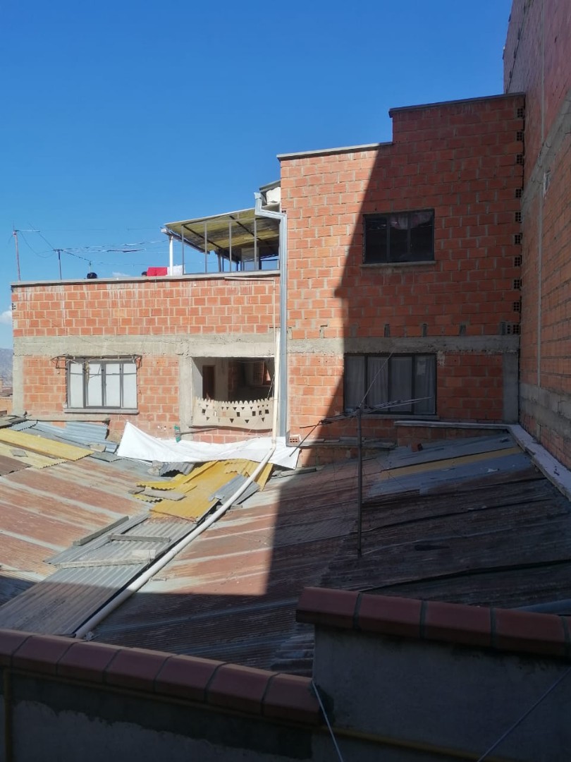 Casa en El Tejar en La Paz 23 dormitorios 2 baños  Foto 4