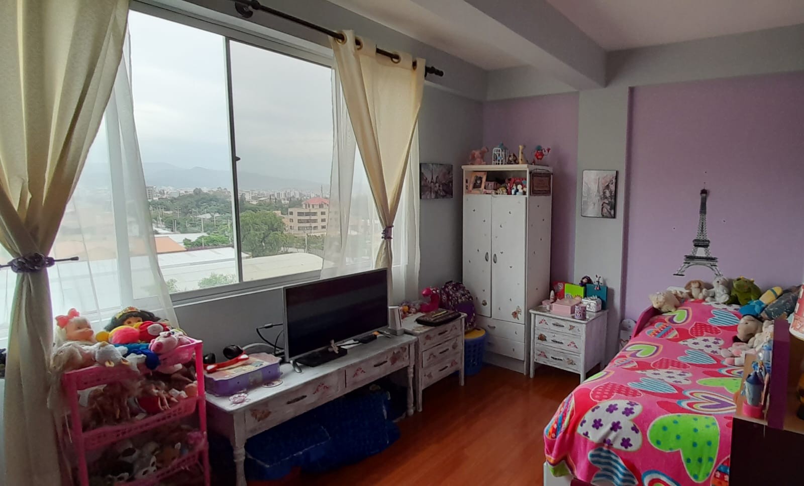Departamento en Villa Taquiña en Cochabamba 3 dormitorios 3 baños 1 parqueos Foto 6