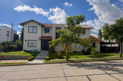 8d1e71c830b1f30117b4ac5bee401573f724f2