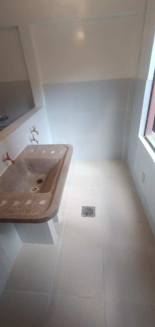 En Alquiler a $us 310 Foto 8