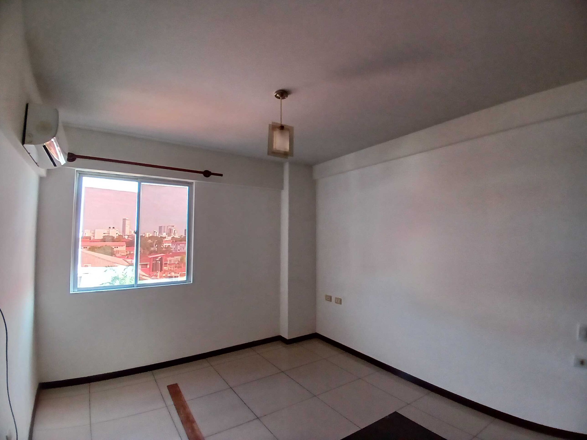 Departamento en AlquilerCONDOMINIO MACORORO 6 - AV. BENI 2do ANILLO 2 dormitorios 2 baños 1 parqueos Foto 11