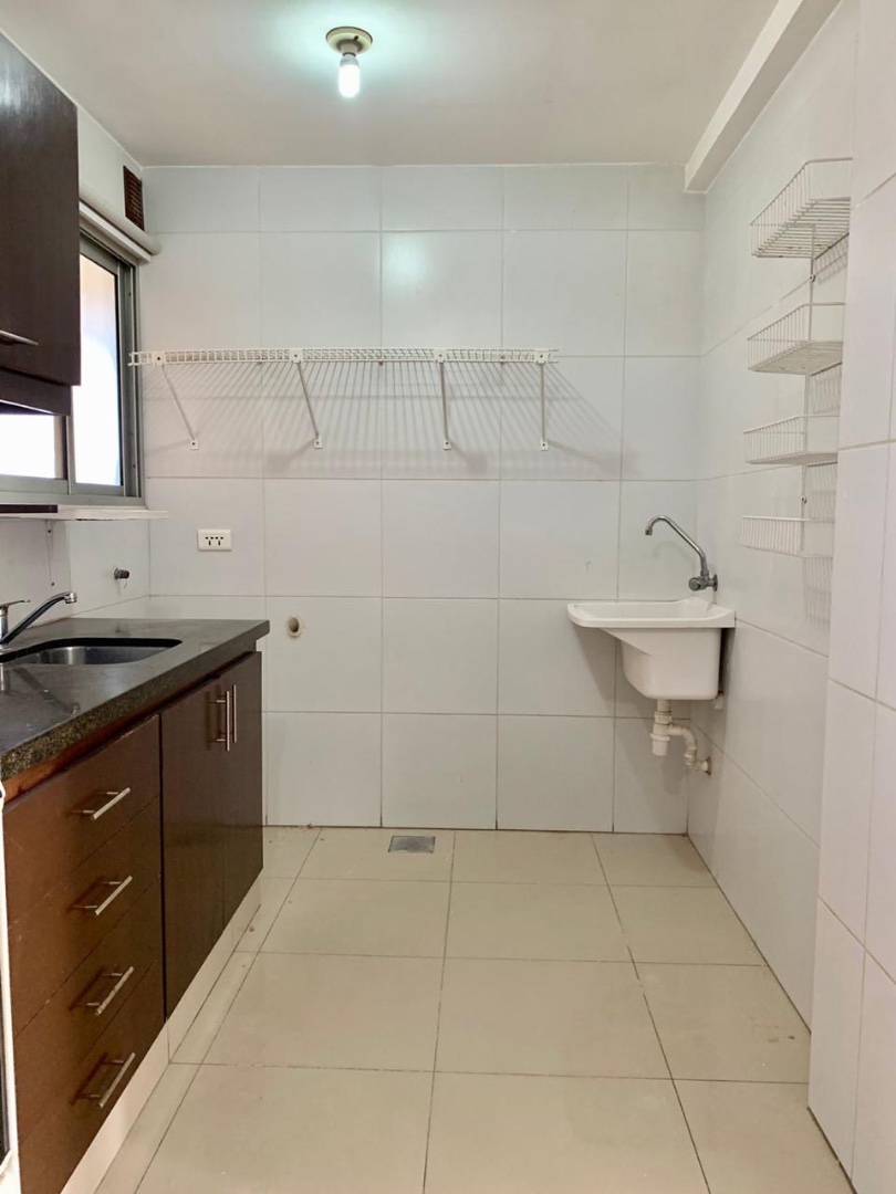 Departamento SOBRE AV BUSCH CASI 4to ANILLO Foto 12
