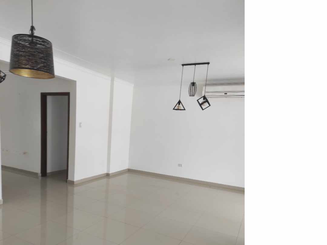 En Alquiler a $us 1,500 Foto 28