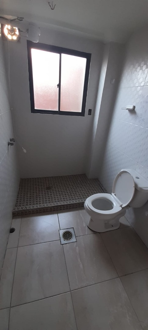 En Alquiler a Bs 1,500 Foto 11