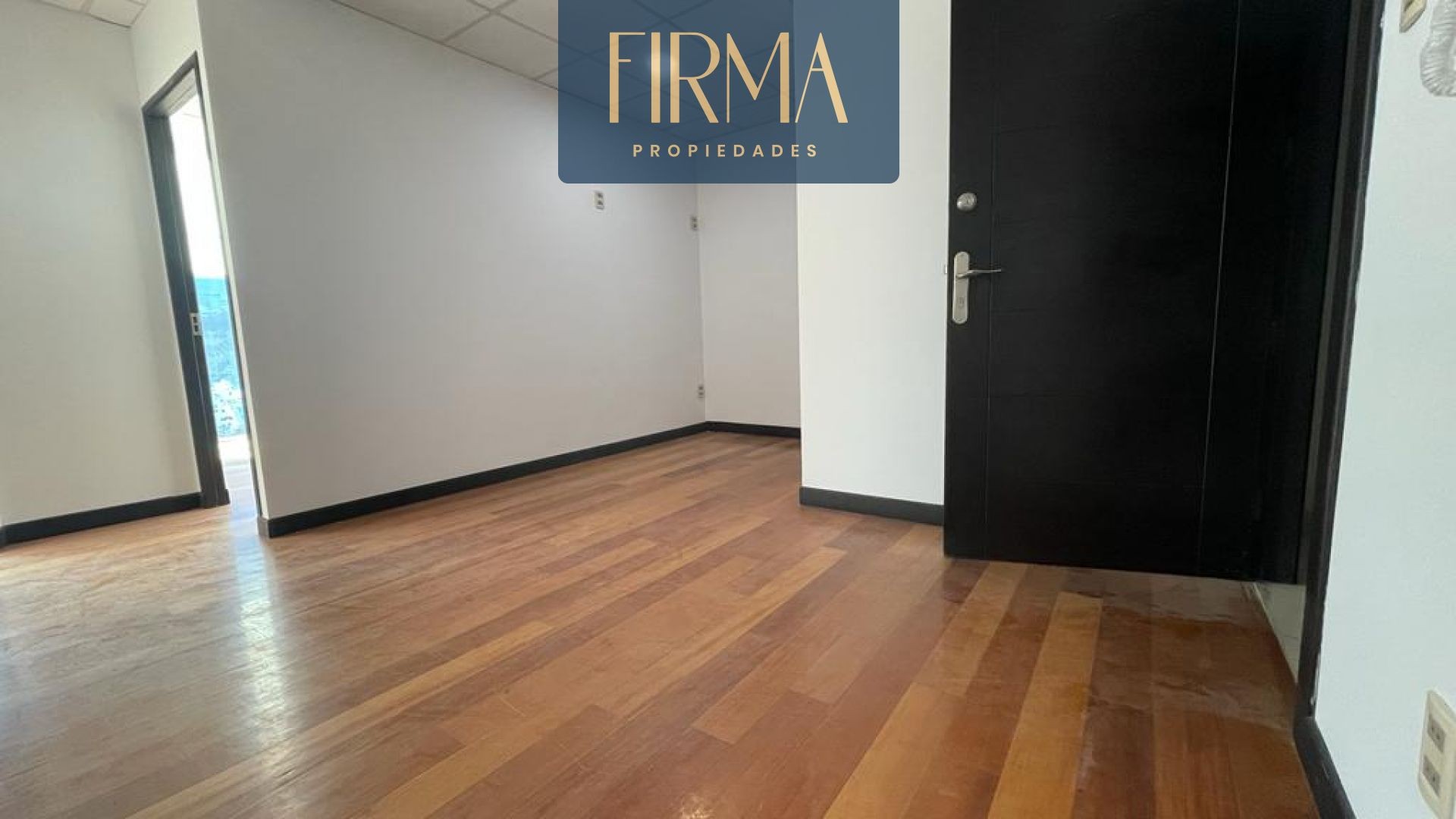 Oficina en AlquilerOFICINA EN ALQUILER EN CALACOTO 3 dormitorios 1 baños 1 parqueos Foto 7