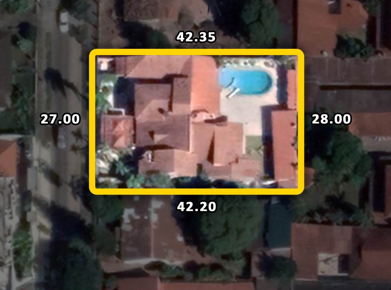 Casa en Entre 1er y 2do anillo Oeste en Santa Cruz de la Sierra 4 dormitorios 6 baños 4 parqueos Foto 15