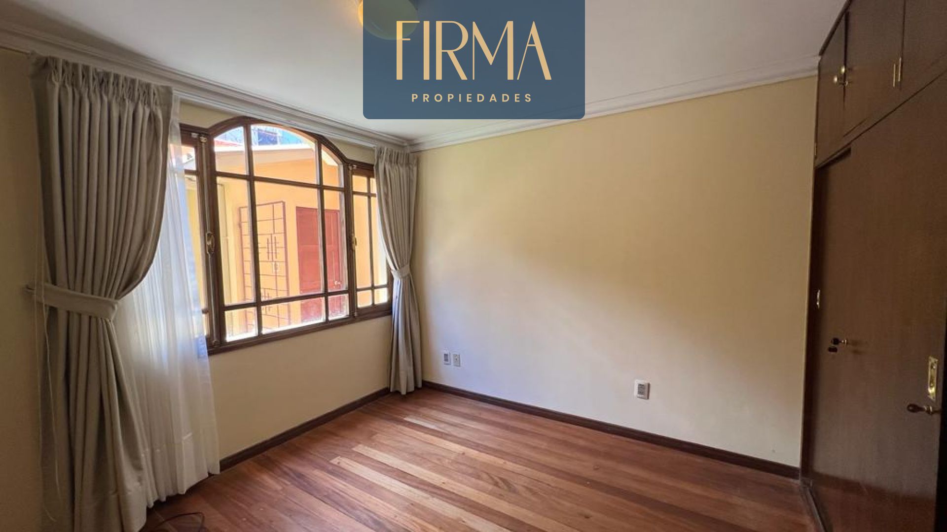 Casa en AlquilerALQUILA ESTA CASA  EN SAN MIGUEL 3 dormitorios 4 baños 2 parqueos Foto 21