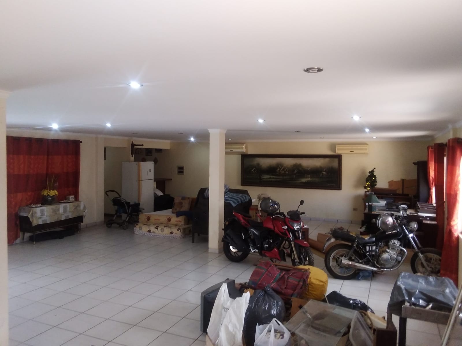 Local comercial en AlquilerCalle Feliciana Rodríguez, N° 4430 Foto 2