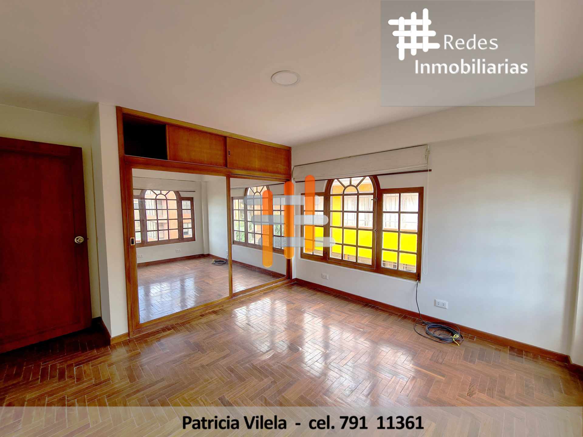 Departamento en AlquilerEN ALQUILER  DEPARTAMENTO EN CALACOTO SOBRE AV. PATIÑO 3 dormitorios 3 baños 1 parqueos Foto 5