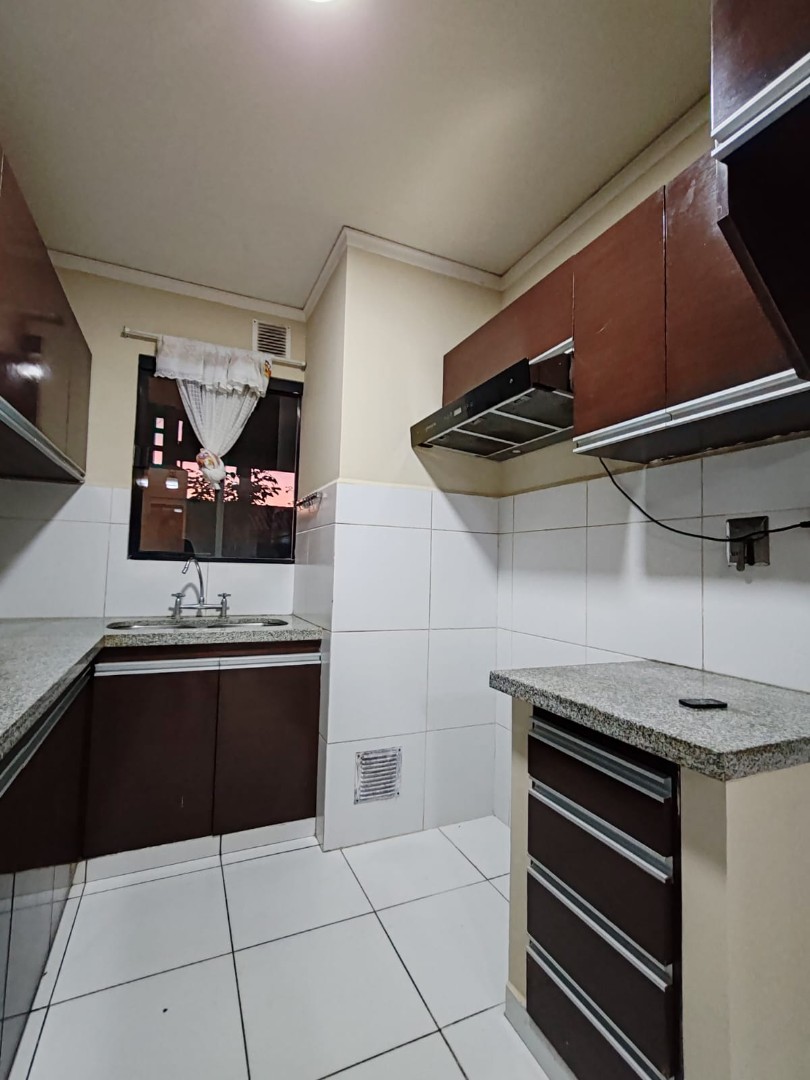 Casa en AlquilerZona Norte
Condominio La Fontana de la Riviera  3 dormitorios 2 baños 2 parqueos Foto 9