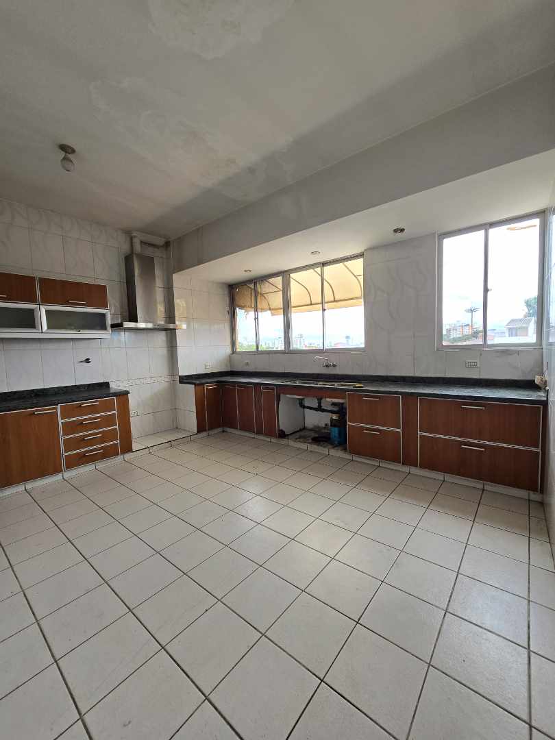En Alquiler a Bs 3,500 Foto 17