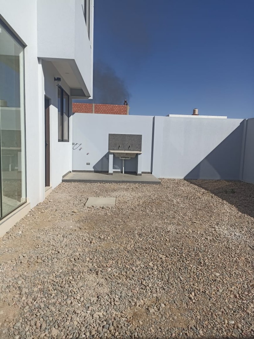 Casa CASA EN VENTA FINANCIAMIENTO BANCARIO AL 100%🚨
                              💵 76.000$us💵 Foto 3