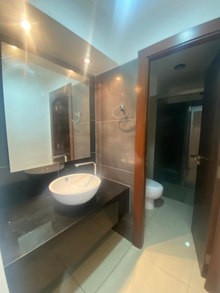 Departamento en VentaAVENIDA BENI ENTRE 2DO Y 3ER ANILLO CONDOMINIO IBIZA 2 dormitorios 2 baños 1 parqueos Foto 11