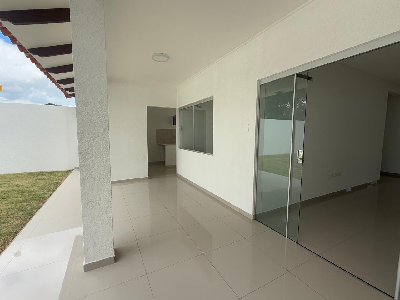 Casa en VentaUrb/ Palmas del Norte  3 dormitorios 2 baños 2 parqueos Foto 6