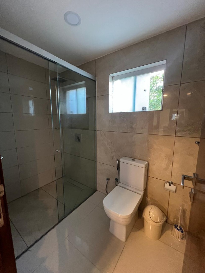 En Alquiler a $us 1,800 Foto 4