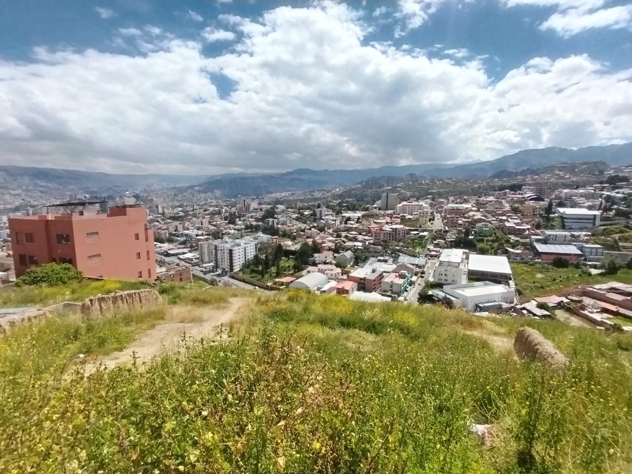 Terreno en Auquisamaña en La Paz    Foto 2