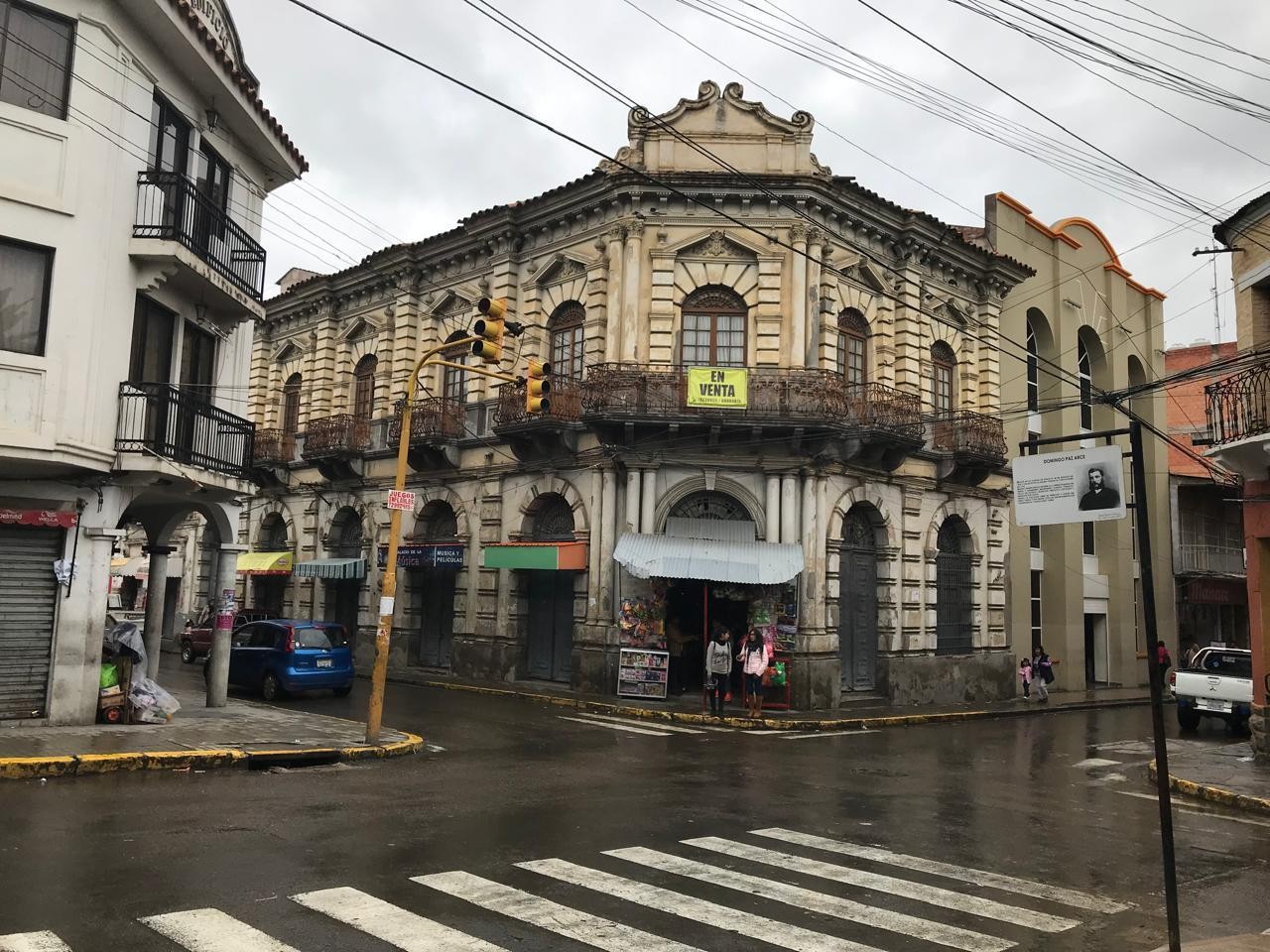 Casa en Centro en Tarija 4 dormitorios 2 baños  Foto 1