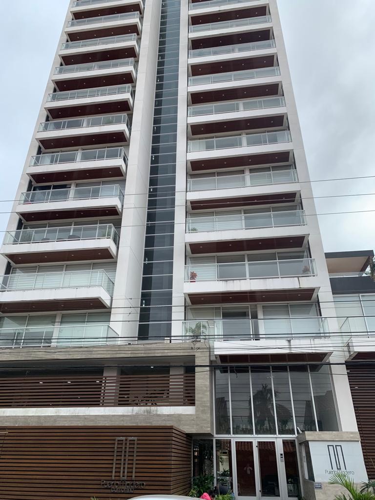 Departamento en Venta📍 Equipetrol Calle los Claveles - Condominio Puerto Madero 1 dormitorios 2 baños 1 parqueos Foto 2