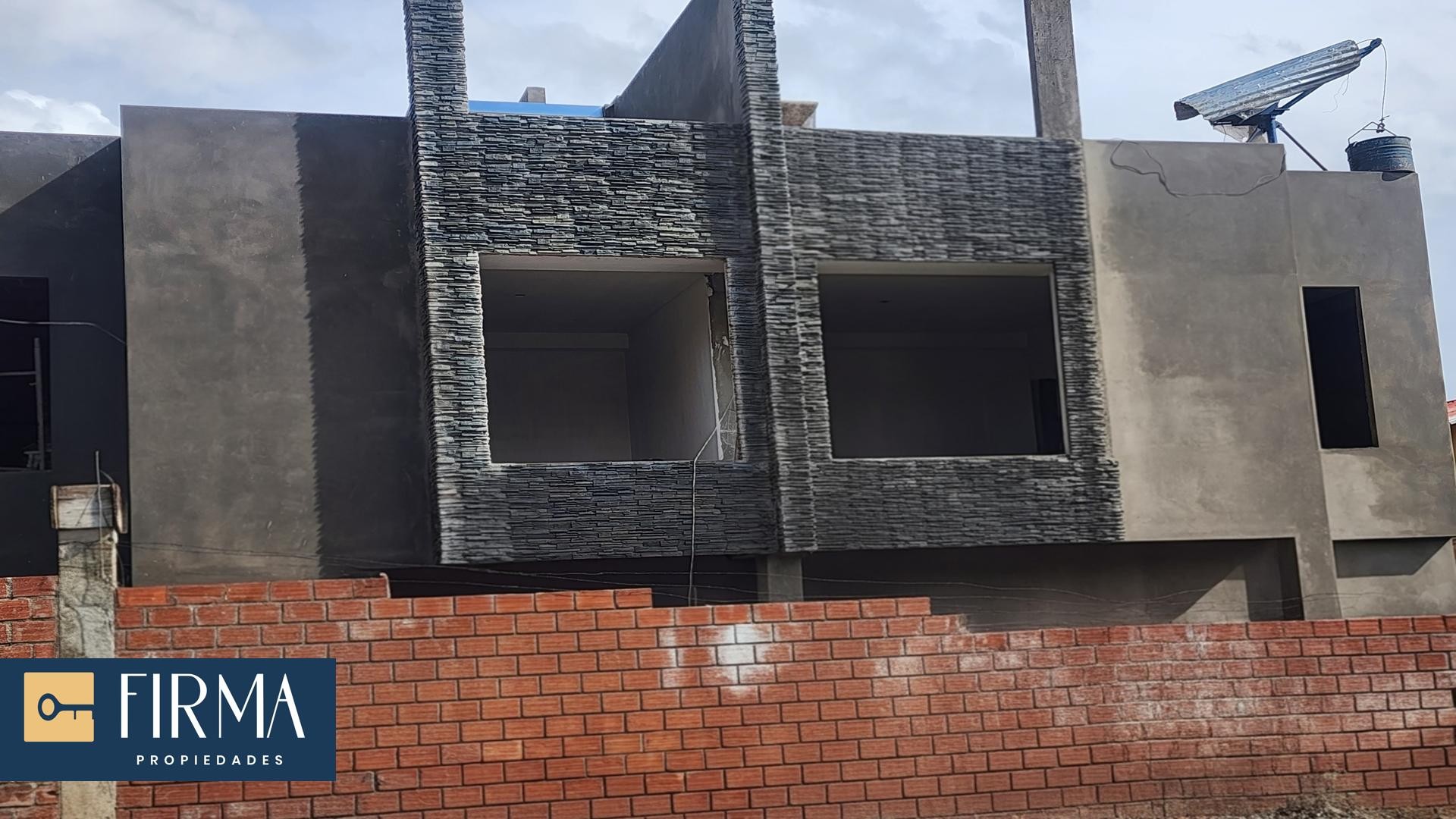 Casa CASA EN PREVENTA DE LUJO EN ESQUINA, ALTO IRPAVI SECTOR PEÑA AZUL Foto 6