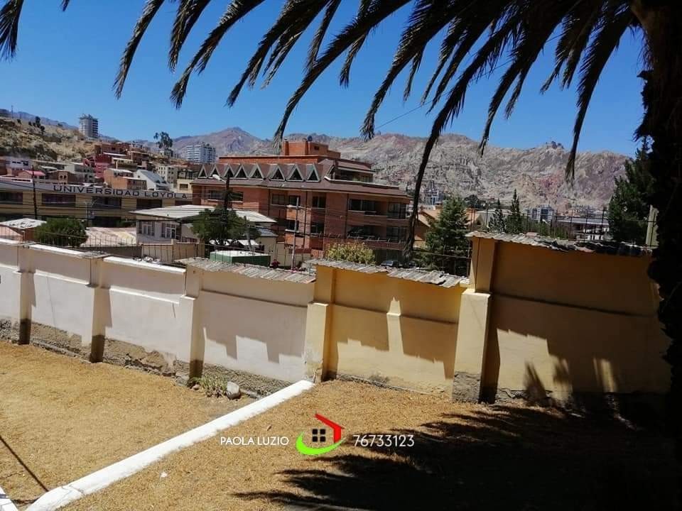 Casa en VentaBajo Seguencoma 6 dormitorios 4 baños 3 parqueos Foto 2