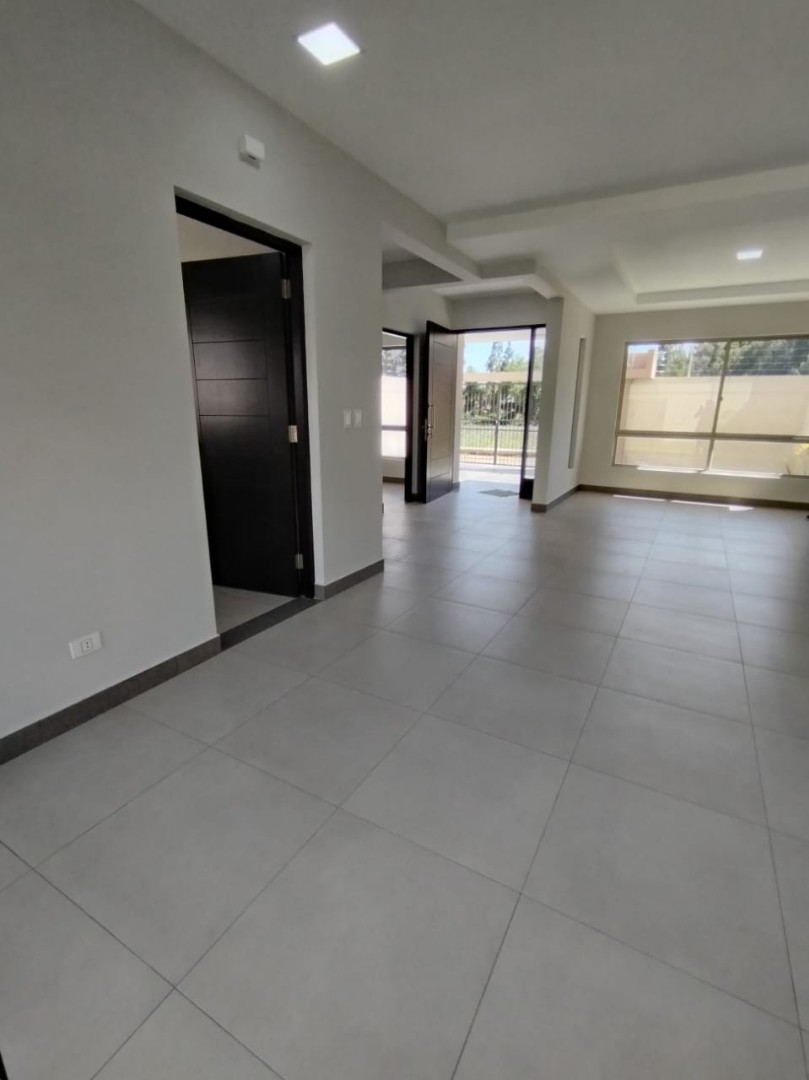 En Venta a $us 175,000 Foto 2