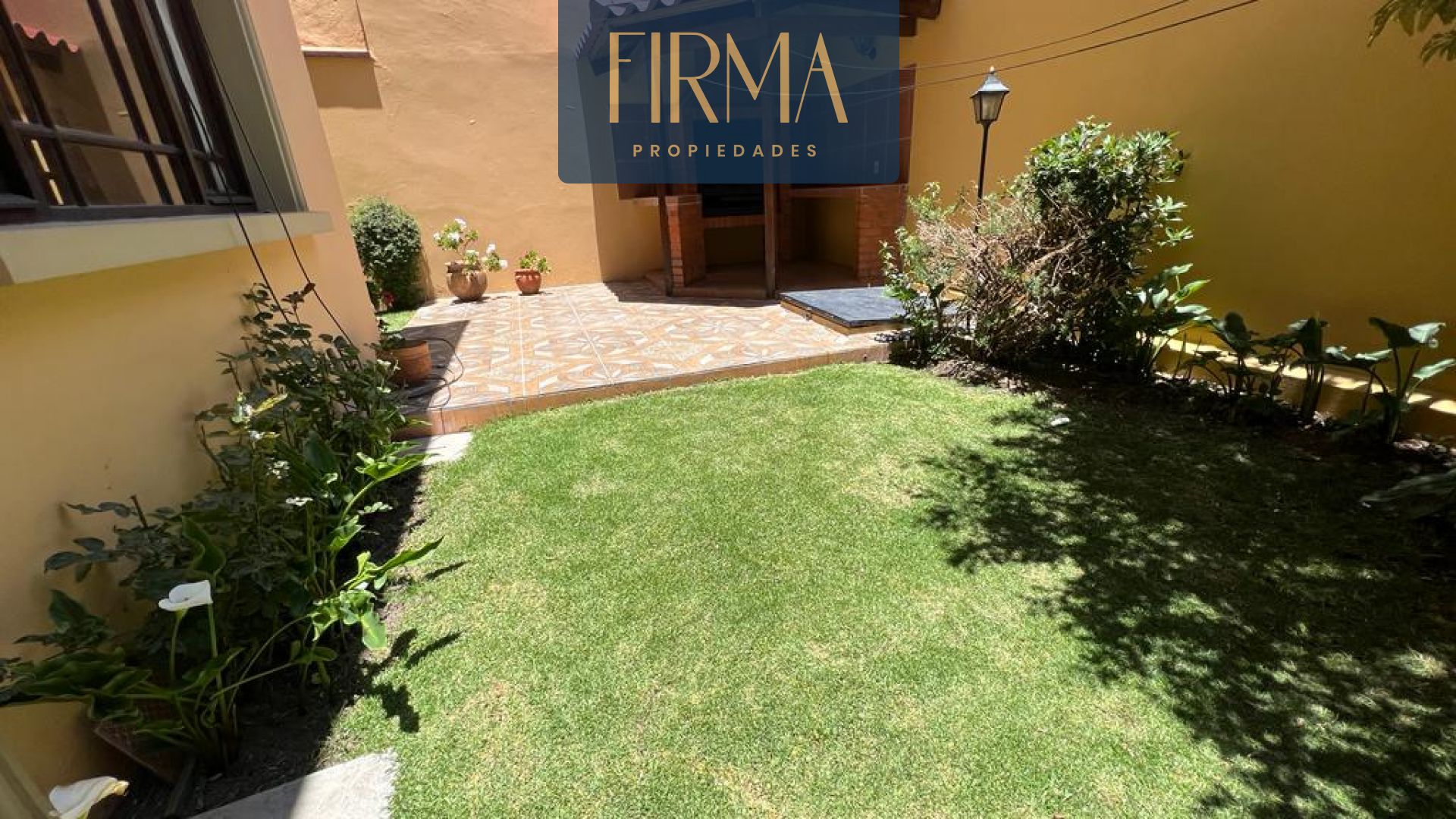 Casa en AlquilerALQUILA ESTA CASA  EN SAN MIGUEL 3 dormitorios 4 baños 2 parqueos Foto 2