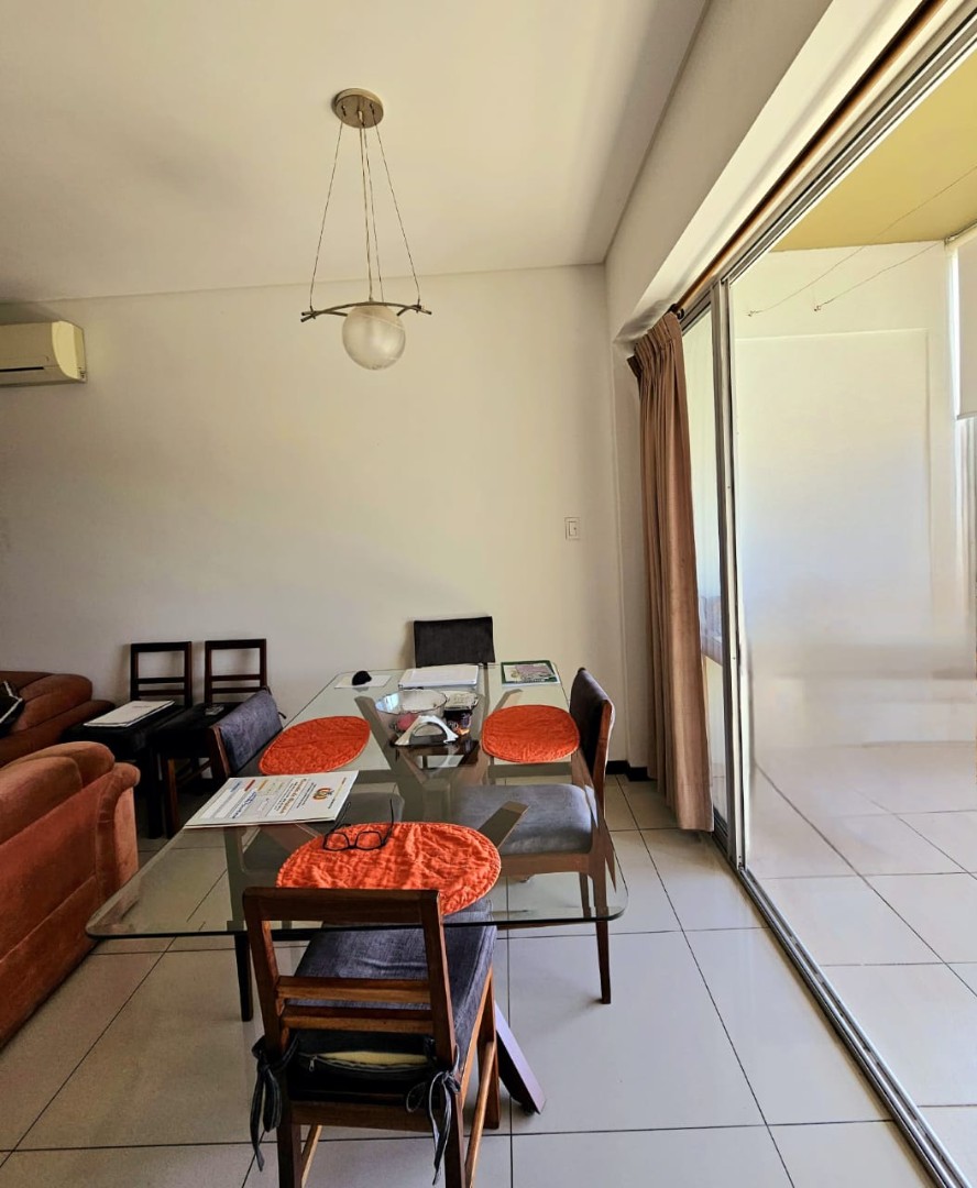 Departamento en VentaZona OESTE
Condominio Curupau 3
PRECIO IMPREDIBLE Foto 2
