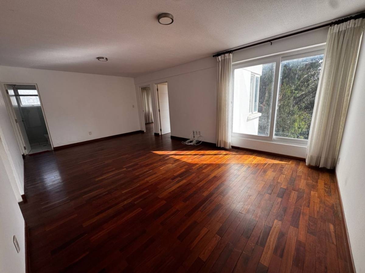 Departamento en Cota Cota en La Paz 3 dormitorios 2 baños 1 parqueos Foto 6