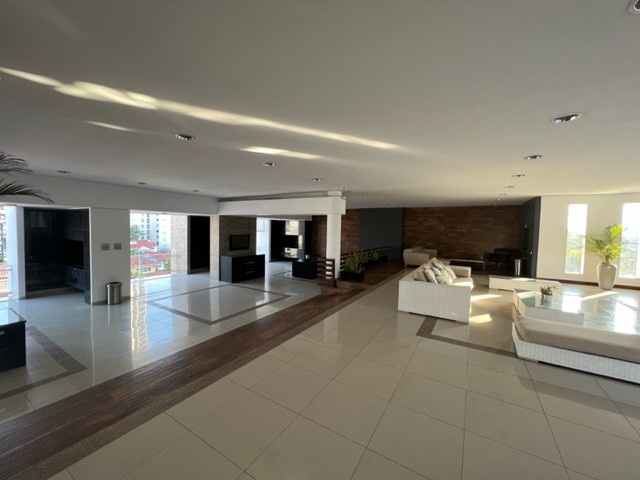 Departamento en AlquilerCondominio Onix, ubicación top y exclusiva en Equipetrol Norte, próximo a Manzana 40, Hotel Camino Real, Supermercados Hipermaxi, Shopping Fidalga, Mall Ventura, bancos, farmacias, cafés y restaurantes. Cerca de todo a pie. 1 dormitorios 1 baños 1 parqueos Foto 13