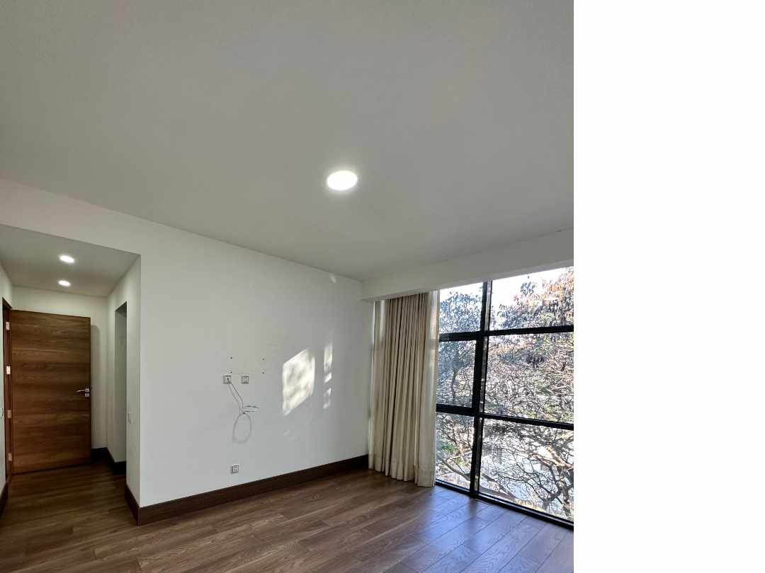 En Alquiler a $us 900 Foto 11