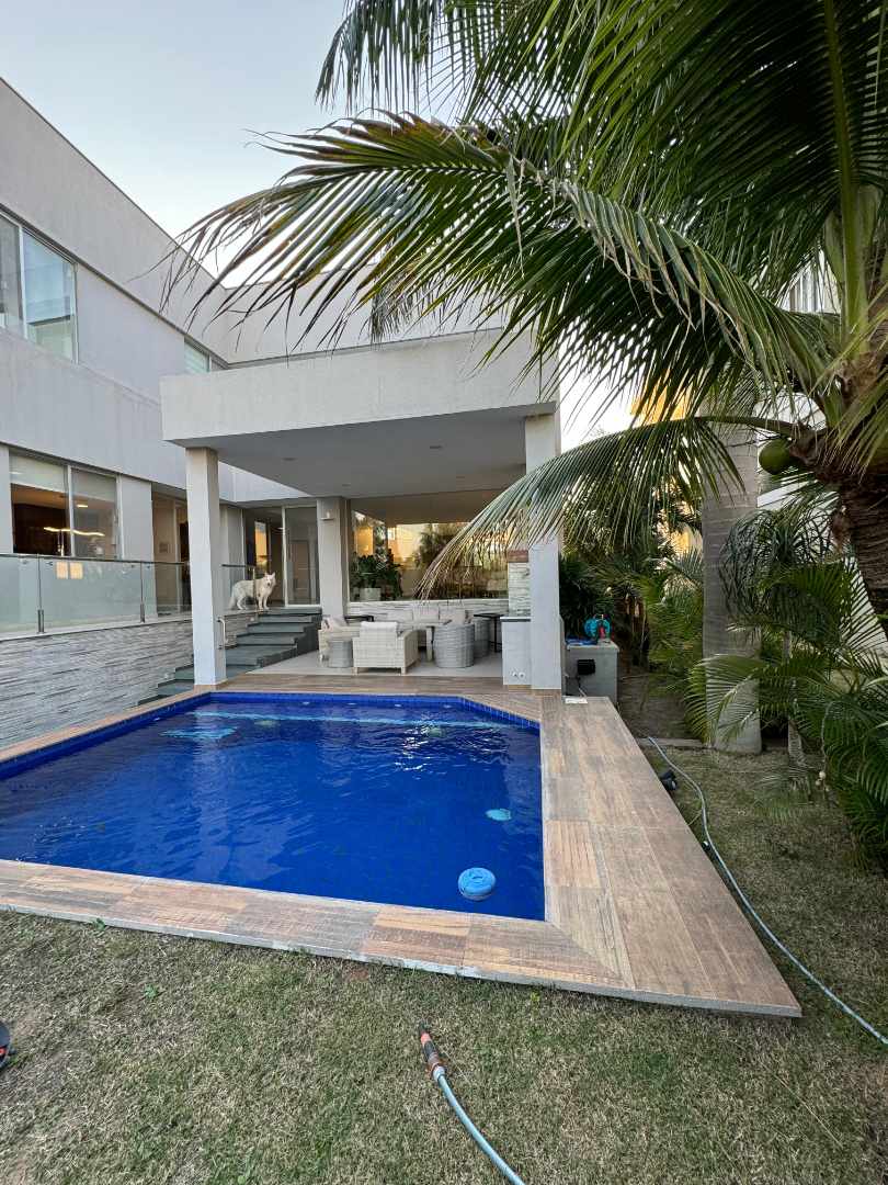 Casa en VentaUrubó 
Condominio Santa Cruz La Vieja 4 dormitorios 5 baños 4 parqueos Foto 3