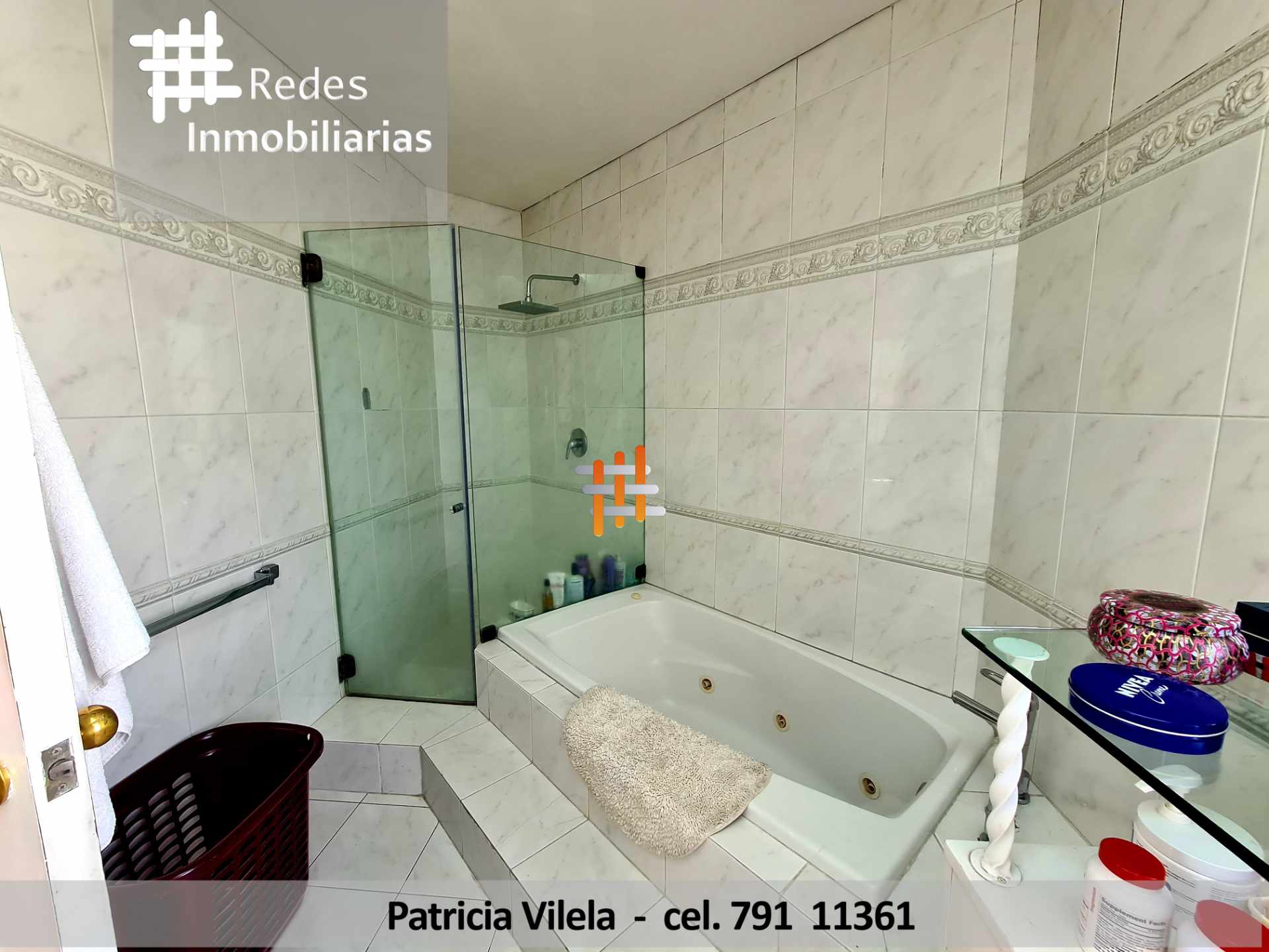 Casa en Achumani en La Paz 4 dormitorios 6 baños 4 parqueos Foto 17