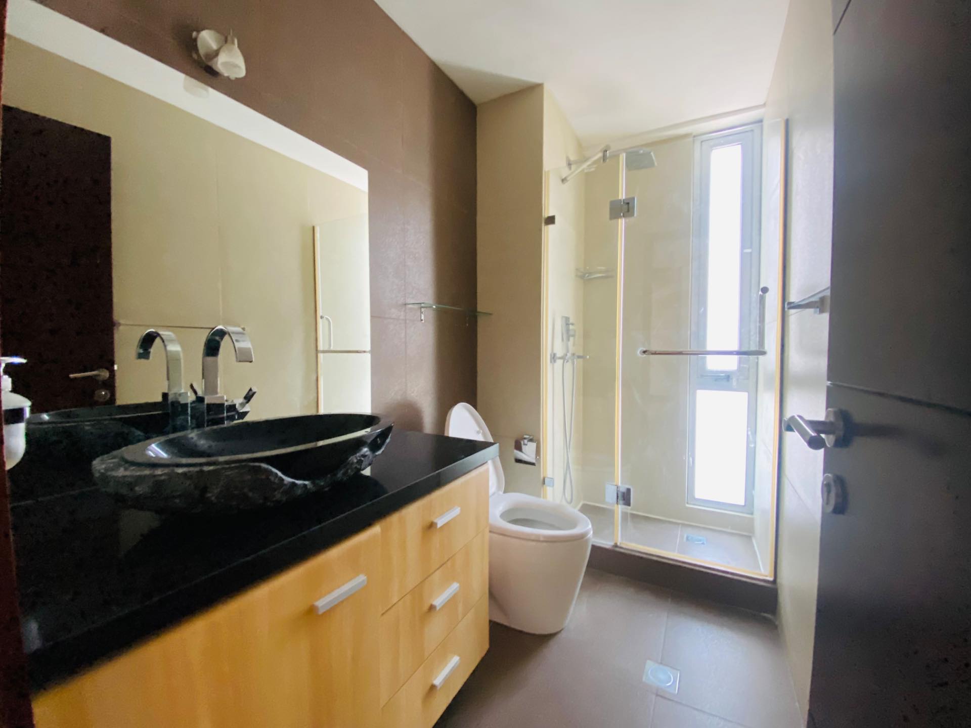 En Venta a Bs 1,350,000 Foto 4