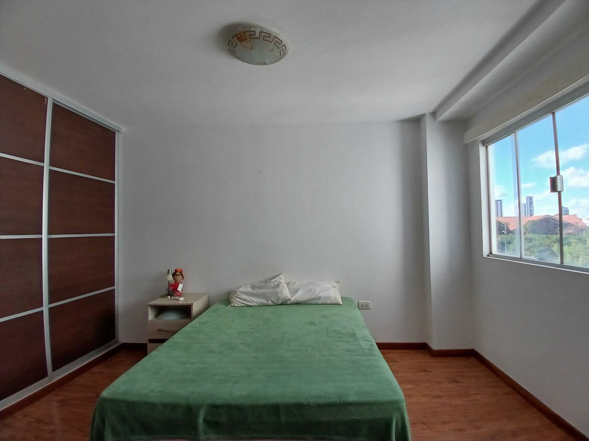 En Alquiler a Bs 3,500 Foto 7