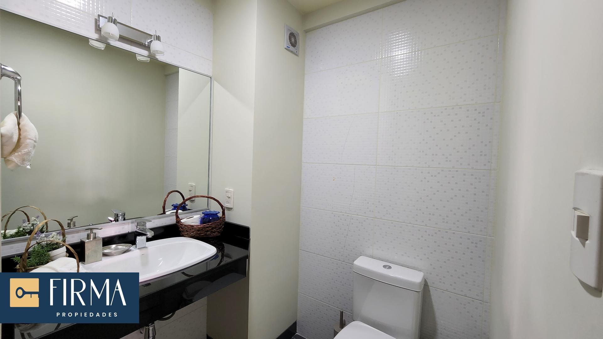 Departamento en Achumani en La Paz 3 dormitorios 4 baños 1 parqueos Foto 9