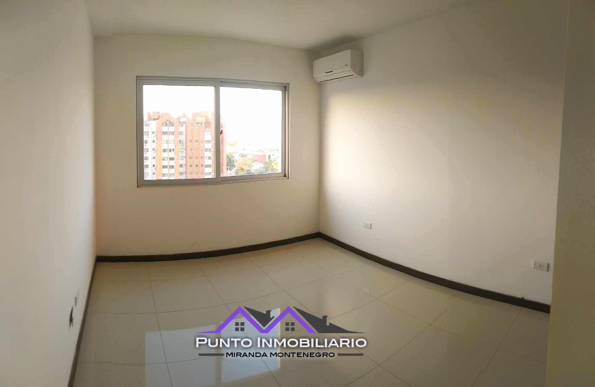 En Alquiler a $us 550 Foto 5