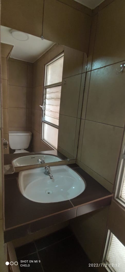 Departamento en VentaEdificio Aspiazu, zona Sopocachi. Av. 20 de Octubre esquina calle Aspiazu. 3 dormitorios 2 baños  Foto 10