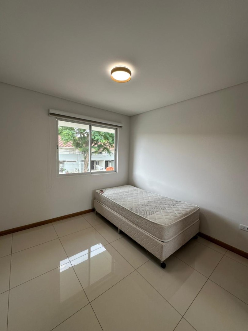 Casa en Entre 5to y 6to anillo Oeste en Santa Cruz de la Sierra 3 dormitorios 3 baños 2 parqueos Foto 12