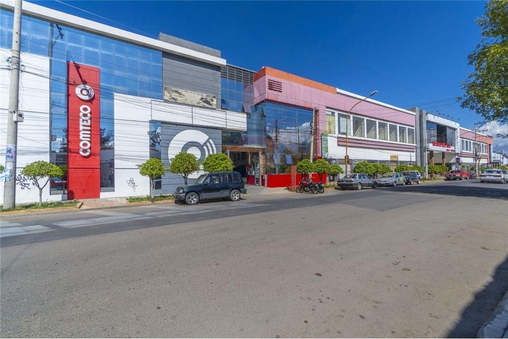 Local comercial en VentaAv. De La Patria, - Shopping Brisas del Sur, zona Jaihuayco, - Sur - Cochabamba, Cercado(Cb), Cochabamba    Foto 3