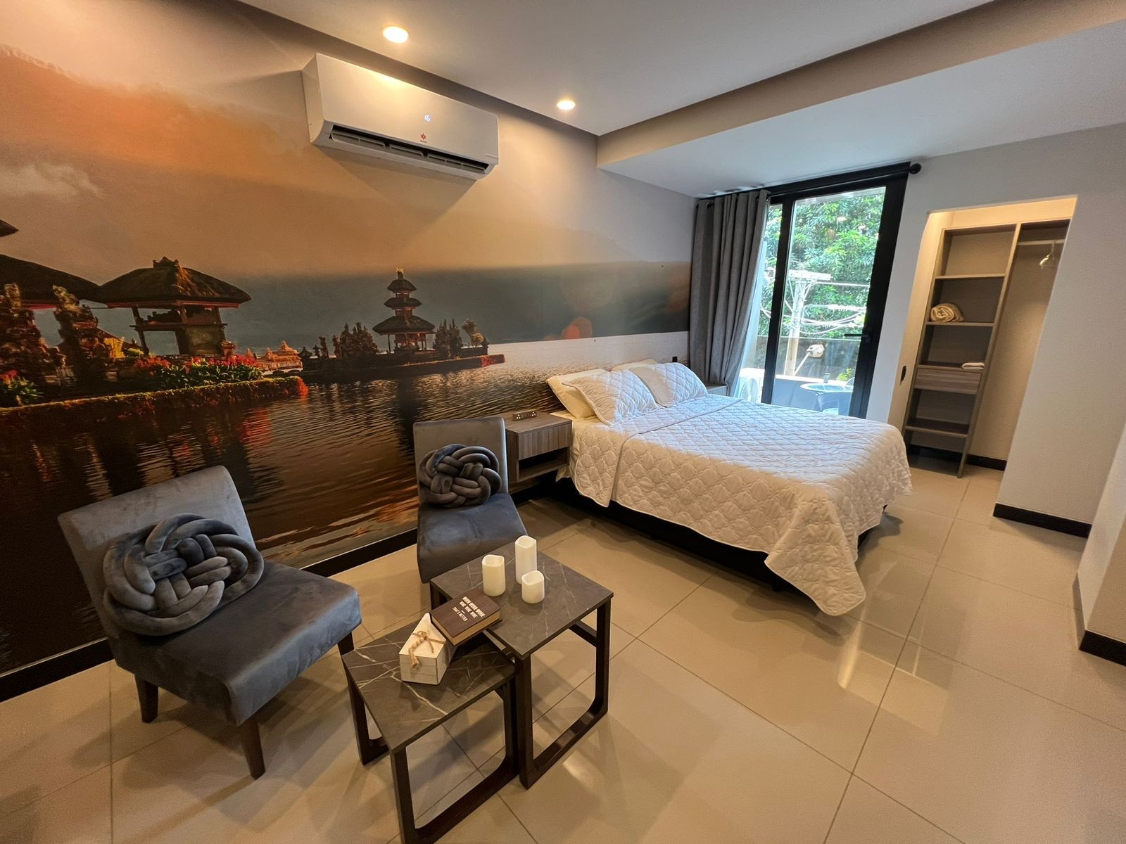 Departamento en Equipetrol en Santa Cruz de la Sierra 1 dormitorios 1 baños  Foto 16