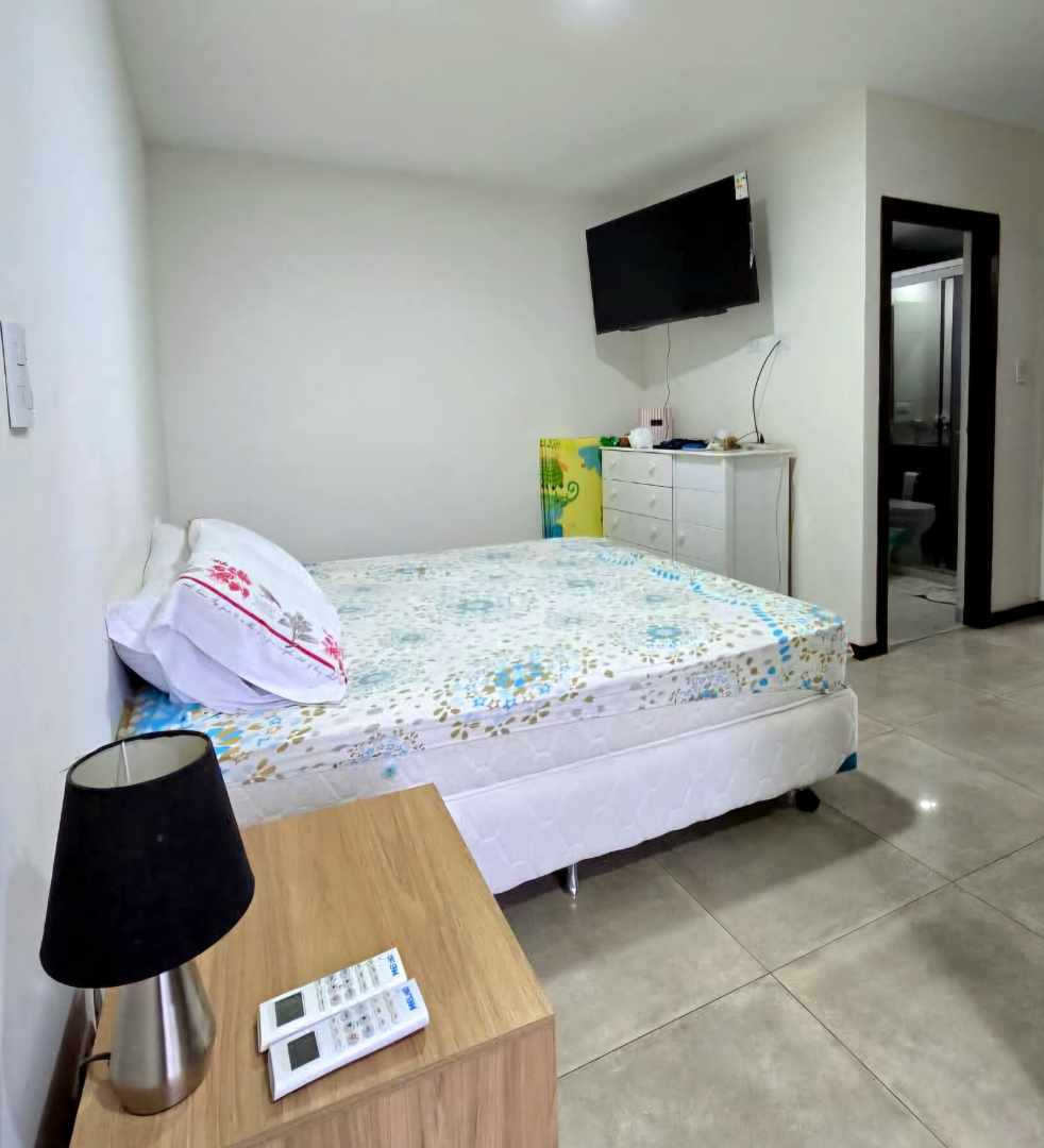 Departamento en AlquilerAv  Roca Coronado 4to anillo  3 dormitorios 2 baños 1 parqueos Foto 11