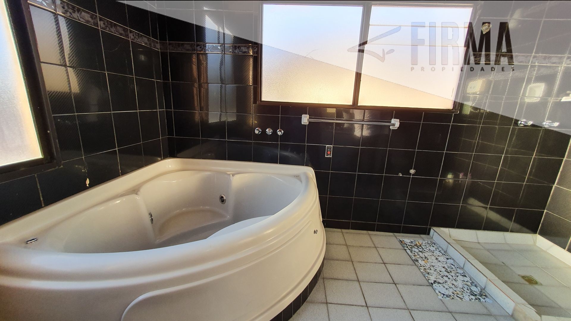 Casa en VentaCOMPRA ESTA CASA EN COTA COTA Foto 16