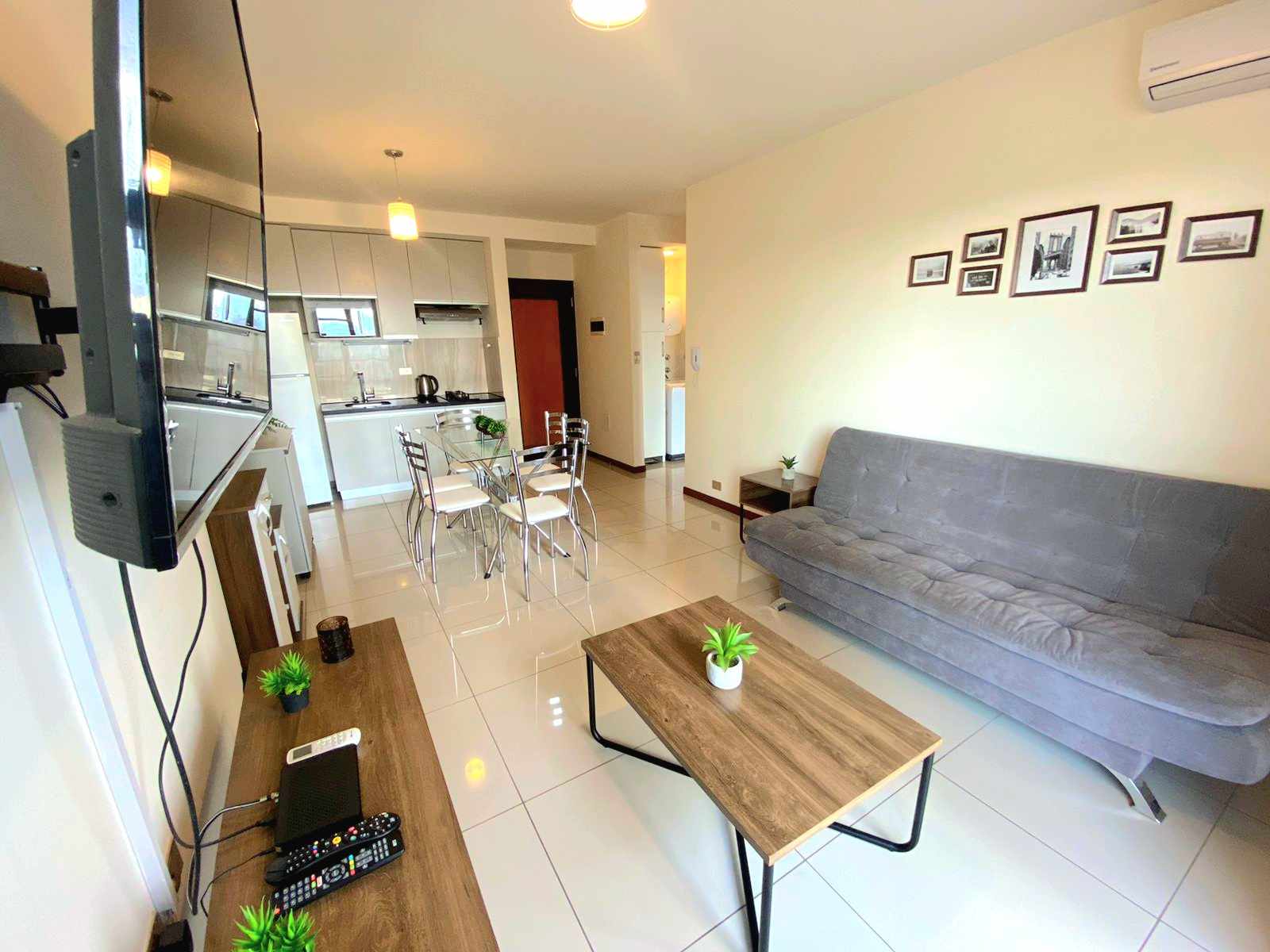 Departamento en Entre 2do y 3er anillo Norte en Santa Cruz de la Sierra 1 dormitorios 1 baños 1 parqueos Foto 1