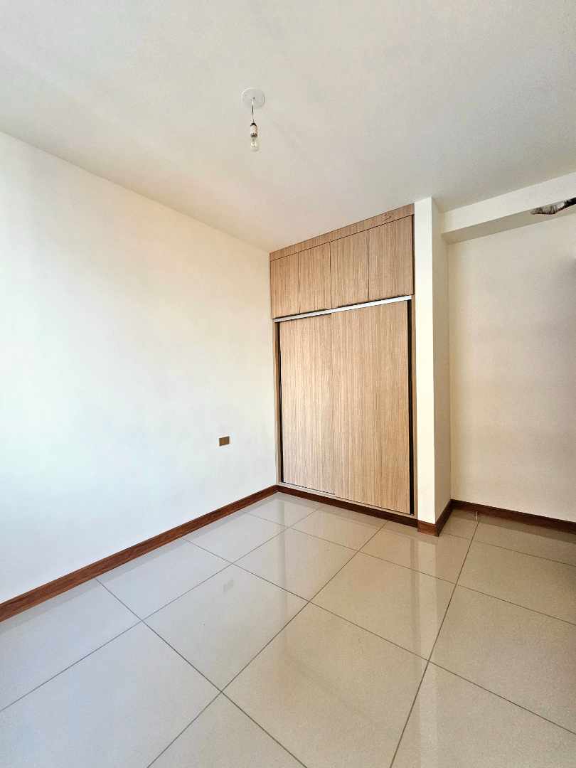 En Venta a $us 155,000 Foto 12