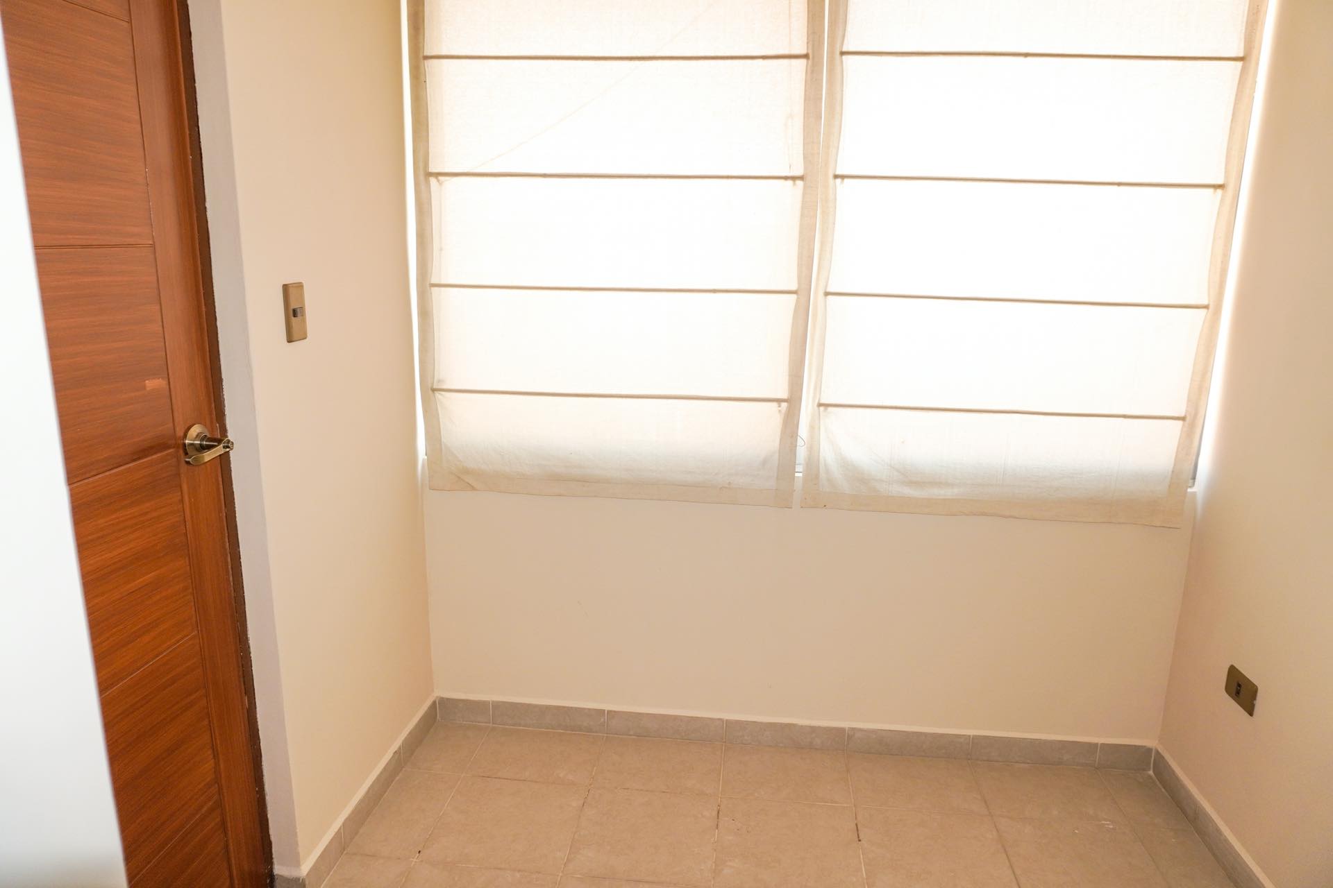 Departamento en VentaEDIFICIO TARIJA, CALLE TUPAC AMARU- ZONA CALA CALA 3 dormitorios 4 baños 1 parqueos Foto 20