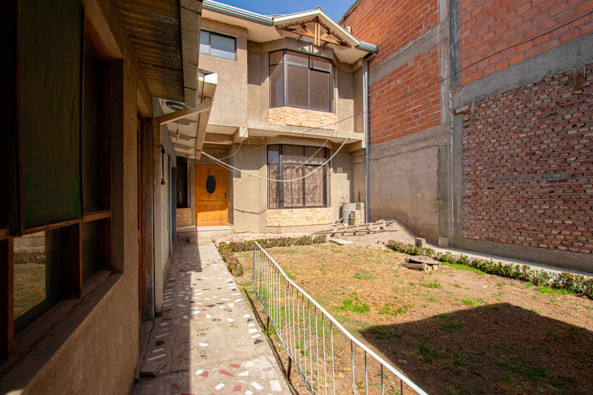 Casa en VentaA una cuadra de Av. Beijing en Autoventa, a 50m estacion Tren Metropolitano  Foto 6