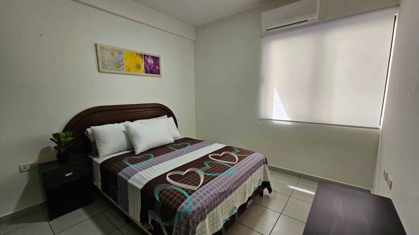 Departamento en AlquilerEn Equipetrol hermoso departamento de 2 dormitorios en condominio  2 dormitorios 1 baños 1 parqueos Foto 9