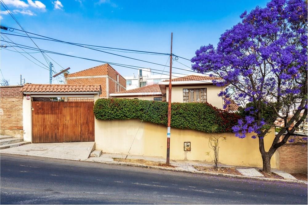 Casa en AlquilerCASA COMERCIAL EN ALQUILER ZONA MESADILLA Foto 4